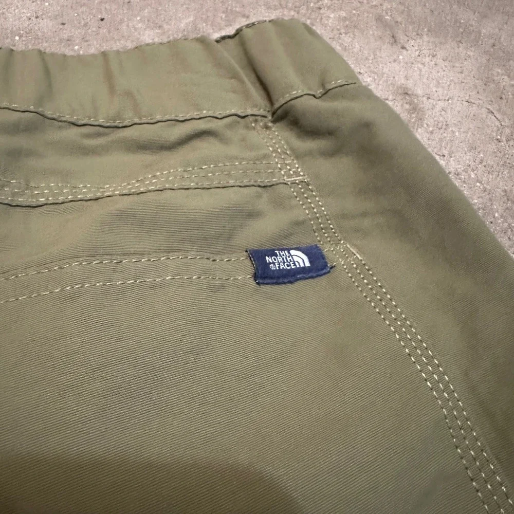 The North Face Cargo Shorts Mens 36 Green NF0A2RGB Hiking‎ Outdoor Nylon